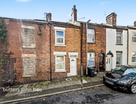 2 bed property, in Denbigh Street, £80,000