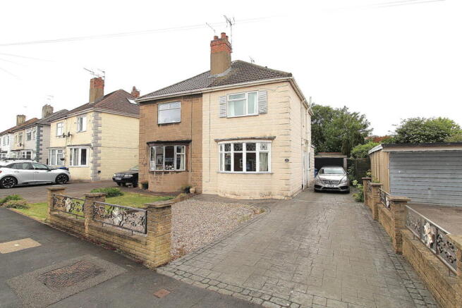 3 bed property, in Anthony Crescent, £149,950