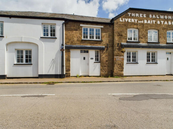 2 bed property, in Porthycarne Street, £315,000