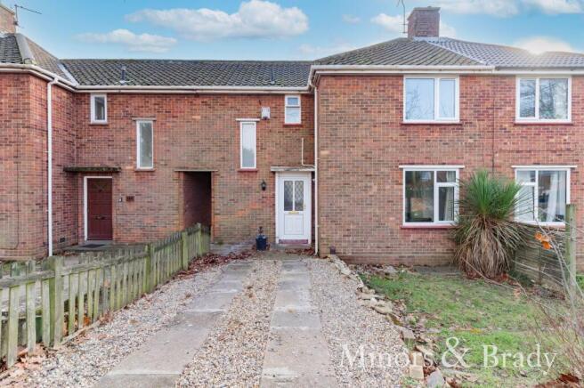 4 bed property, in The Avenues, £260,000