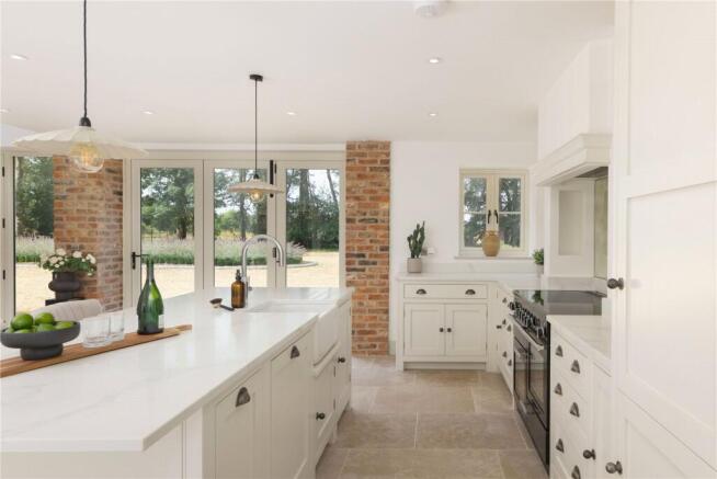 5 bed property, in Burbank Barn, £1,200,000