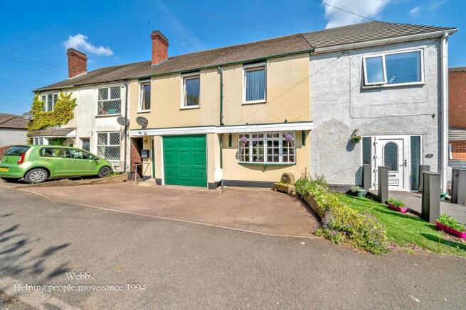 6 bed property, in Norton Green Lane, £325,000