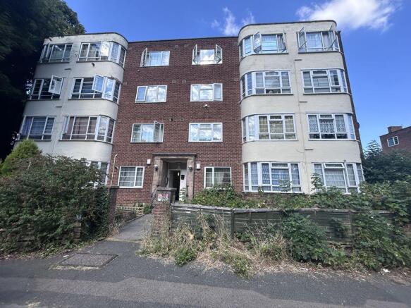Land, in Lyndon Close, £140,000