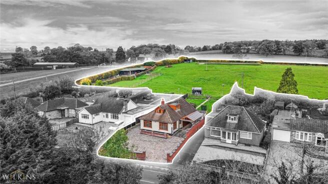 4 bed property, in Station Road, £799,999