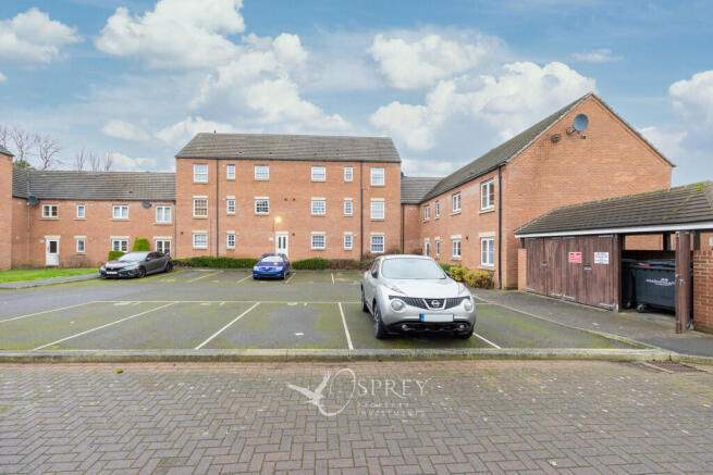 2 bed property, in Camsell Court, £62,000
