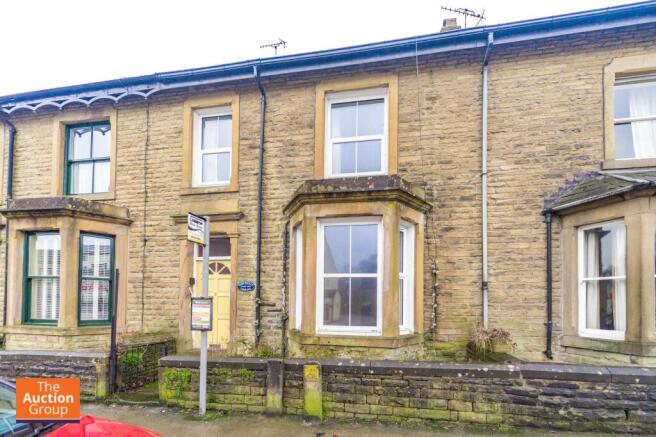 3 bed property, in Park View, £125,000