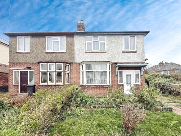 3 bed property, in Houlditch Road, £250,000