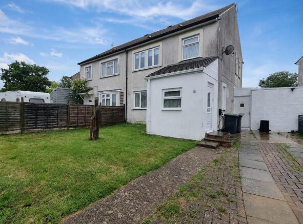 3 bed property, in Corhampton Crescent, £275,000