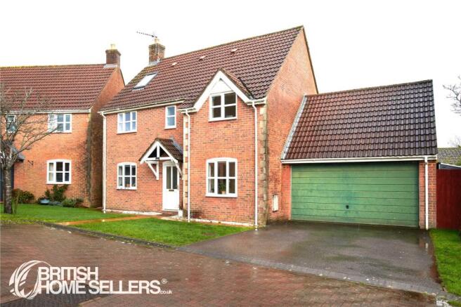 5 bed property, in Cleyhill Gardens, £425,000