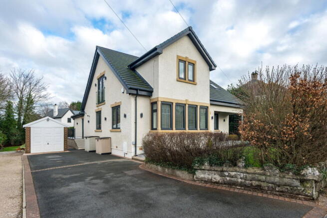 5 bed property, in Hatlex Drive, £850,000