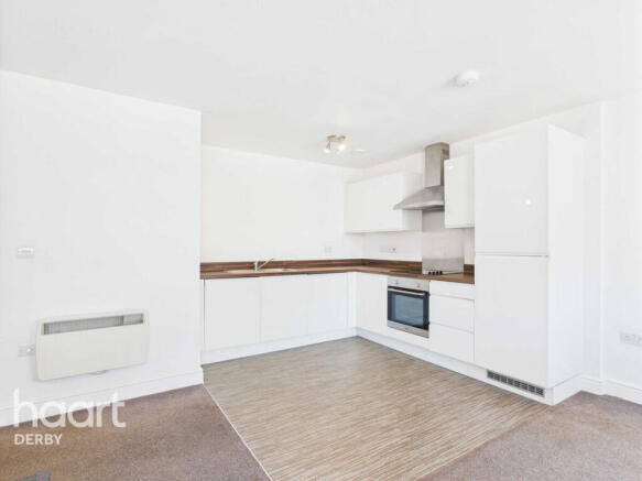 2 bed property, in Friar Gate, £140,000