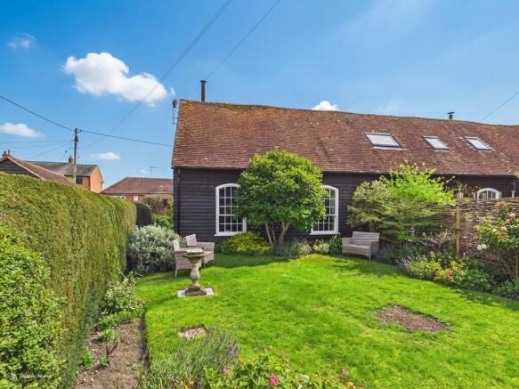 3 bed property, in Fingest, £665,000
