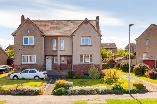 3 bed property, in 26 Station Road, £360,000