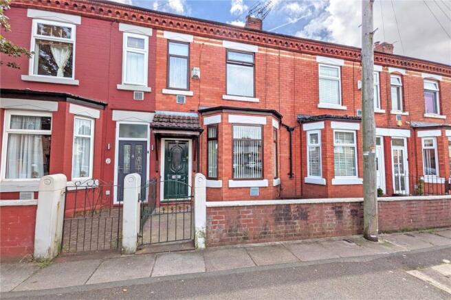 3 bed property, in Laburnum Road, £230,000
