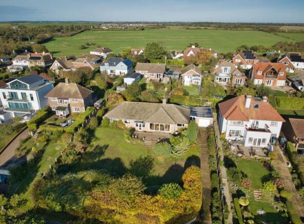 3 bed property, in Salisbury Road, £650,000