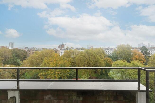 4 bed property, in Sloane Street, £3,695,000