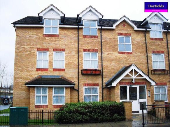 2 bed property, in Genotin Road, £284,995