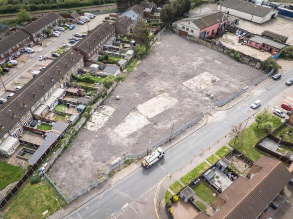 Land, in Plot L (Whole), £1