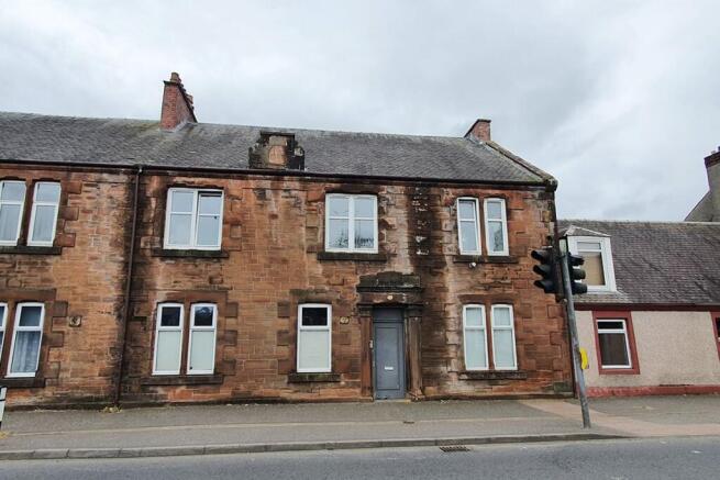 2 bed property, in West Main Street, £28,000