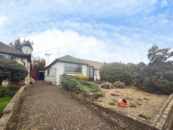 2 bed property, in Carpenders Avenue, £500,000