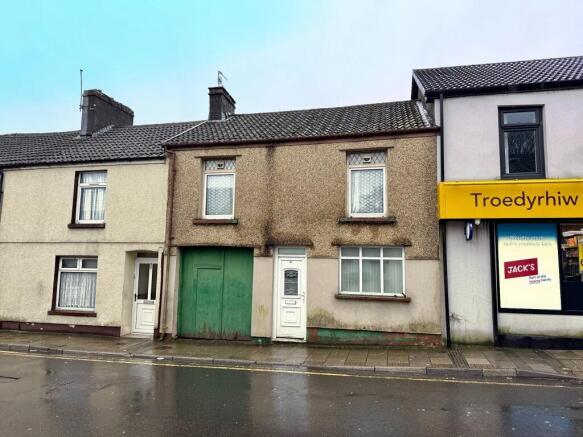 3 bed property, in Bridge Street, £100,000