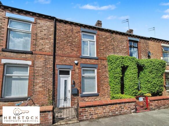 2 bed property, in Walker Street, £195,000
