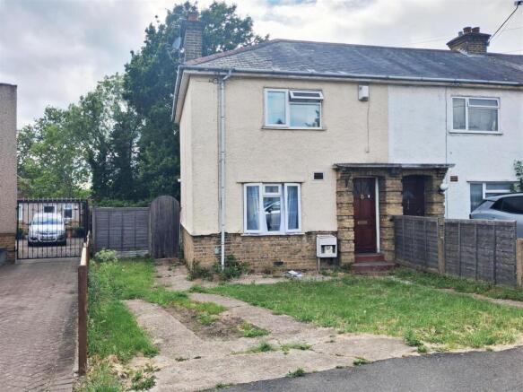 2 bed property, in Nelson Road, £460,000