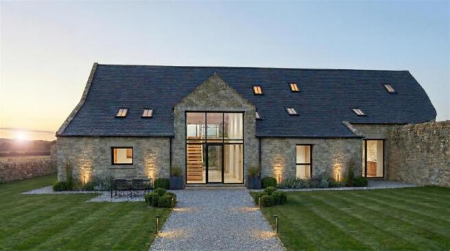 5 bed property, in Applewick, £2,250,000
