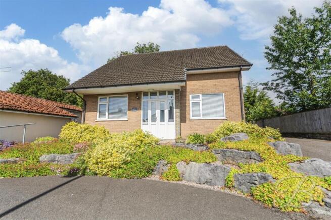 3 bed property, in Windsor Road, £360,000