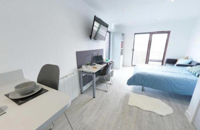 Studio, in NORTHGATE STUDIOS, £63,500