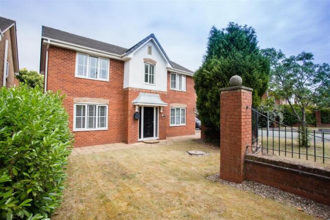4 bed property, in Virginia Gardens, £485,000