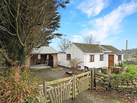 3 bed property, in St. Breward, £515,000