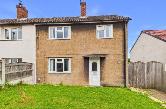 3 bed property, in Hill Estate, £140,000