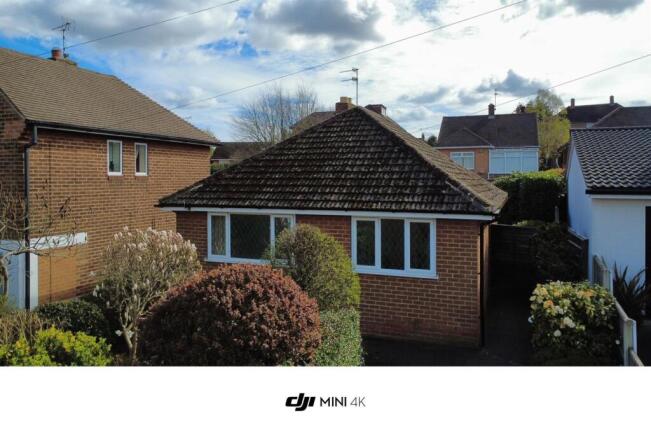 2 bed property, in Sevenoaks Avenue, £190,000