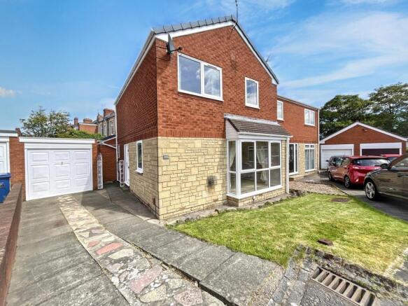 3 bed property, in Bede Burn View, £249,950