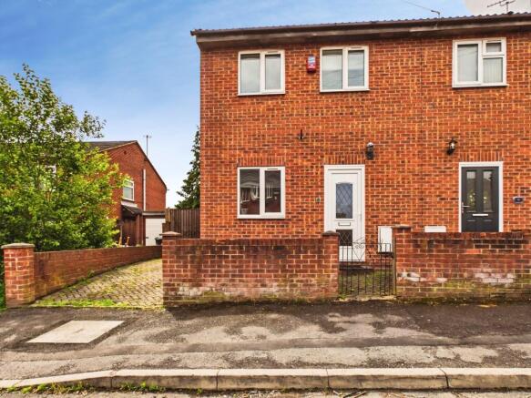3 bed property, in Stratford Street, £169,950