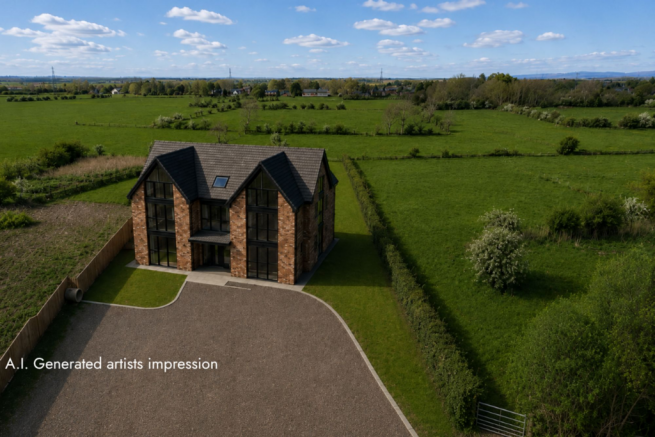 5 bed property, in 3 Elmbank Drive, £450,000