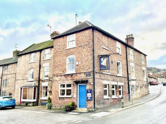 4 bed property, in The Hill, £425,000