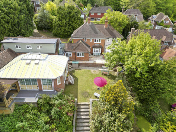 6 bed property, in 39 Baldslow Down, £1,275,000