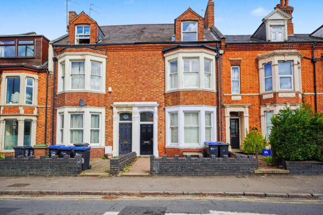 7 bed property, in Kingsley Road, £399,950