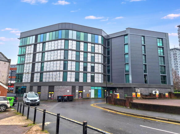 1 bed property, in Beeley Street, £20,000