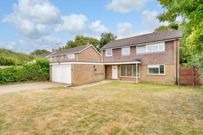 4 bed property, in St. Hughs Road, £525,000