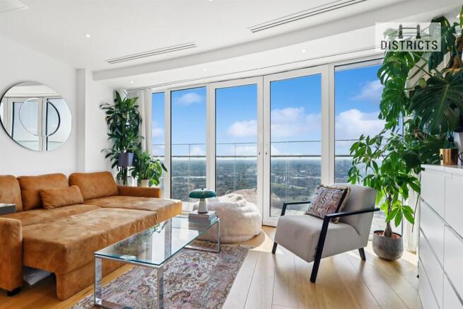 1 bed property, in Arena Tower, £495,000
