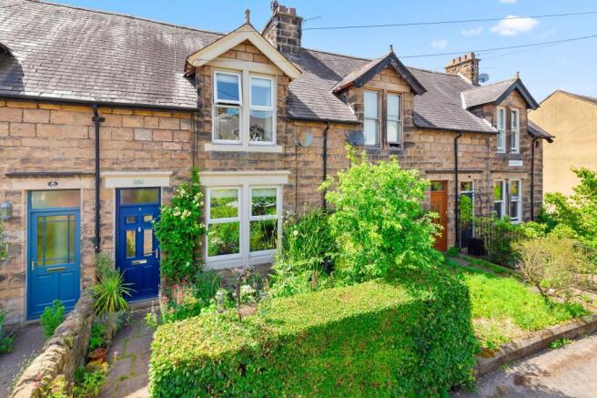 2 bed property, in Fenton Street, £335,000