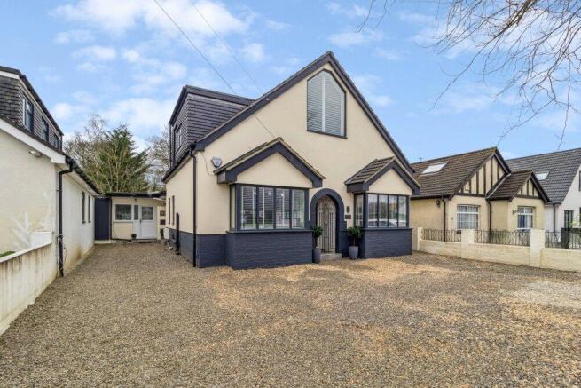 4 bed property, in Halford Road, £1,050,000