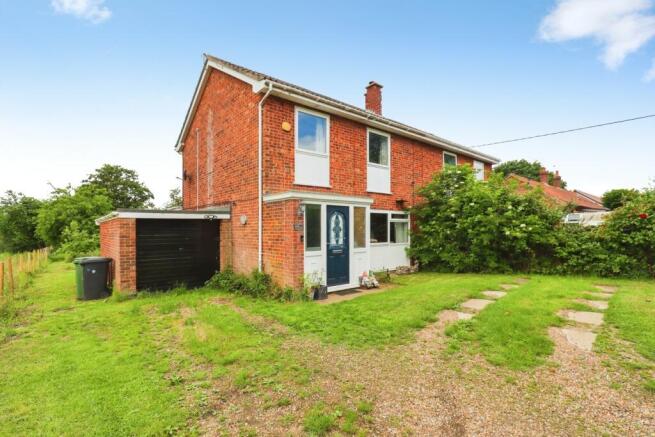 3 bed property, in St Michaels View, £260,000