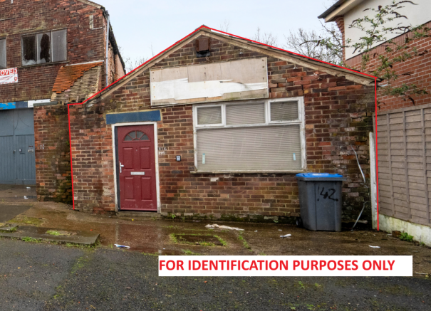 Land, in 136 Watson Road, £9,000