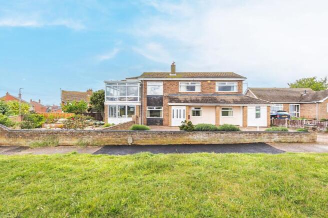 4 bed property, in Detached Coastal Home in Hunstanton, £445,000
