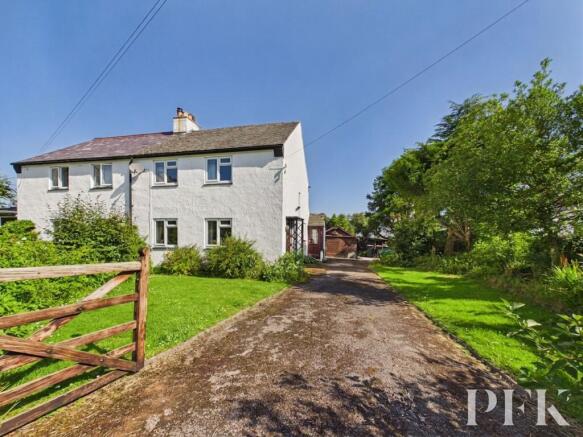 3 bed property, in Forest Houses, £275,000