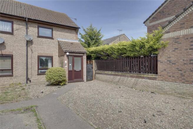 2 bed property, in Amis Court, £175,000
